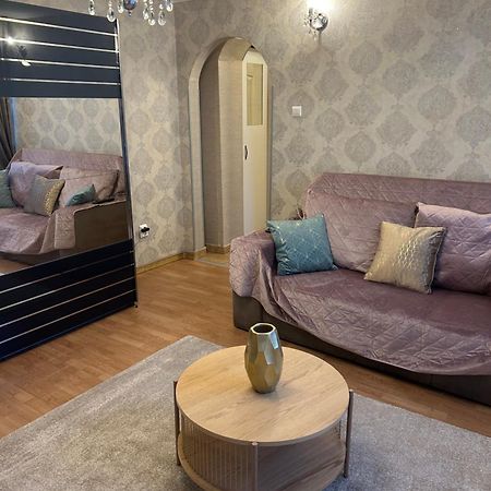 Little Paris Gare Du Nord Apartman Bukarest Kültér fotó