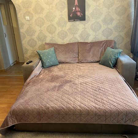 Little Paris Gare Du Nord Apartman Bukarest Kültér fotó