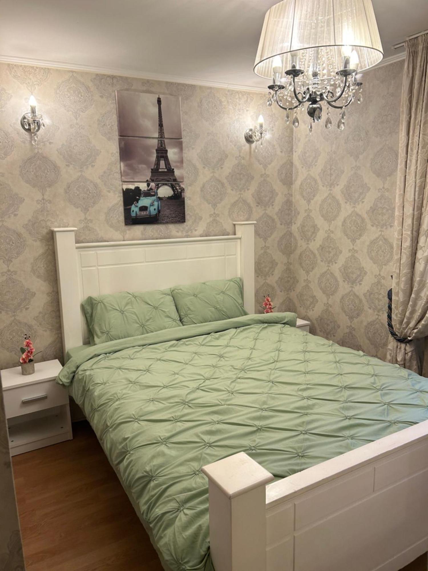 Little Paris Gare Du Nord Apartman Bukarest Kültér fotó