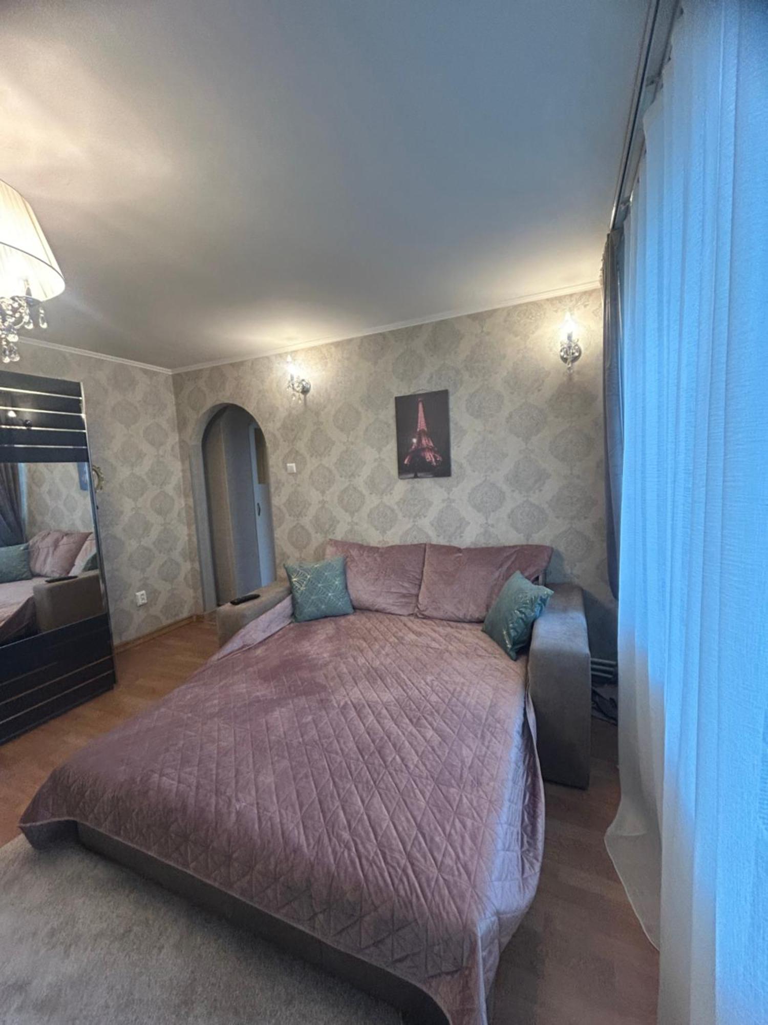 Little Paris Gare Du Nord Apartman Bukarest Kültér fotó